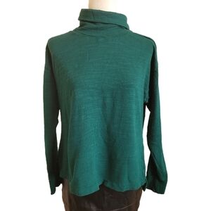 J Crew vintage fleece Turtleneck green , classic , womans size M